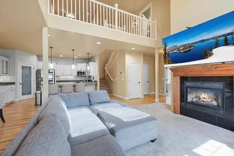 798 Silver Creek Drive Central Point OR 97502
