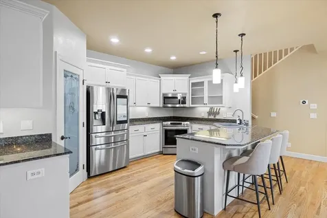 798 Silver Creek Drive Central Point OR 97502