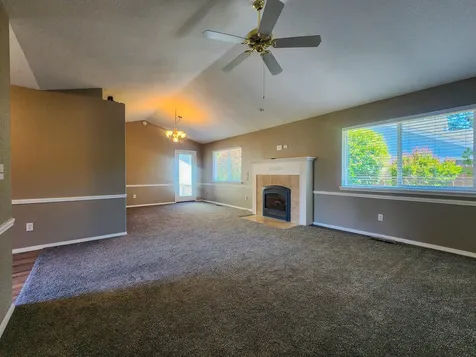 931 NW Donna Drive Grants Pass OR 97526