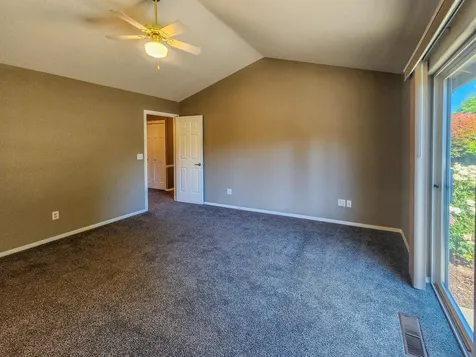 931 NW Donna Drive Grants Pass OR 97526