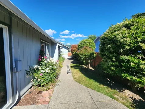 931 NW Donna Drive Grants Pass OR 97526