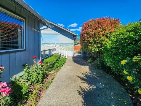 931 NW Donna Drive Grants Pass OR 97526