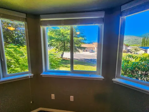 931 NW Donna Drive Grants Pass OR 97526