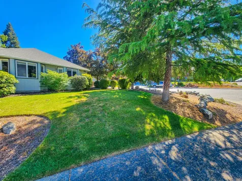 931 NW Donna Drive Grants Pass OR 97526