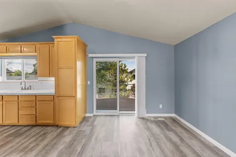 438 NW 19th Street Redmond OR 97756