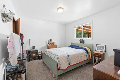 84 Cedar Street Shady Cove OR 97539