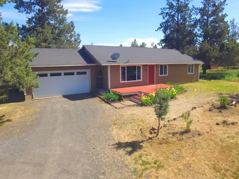 8075 SW Sandy Place Terrebonne OR 97760