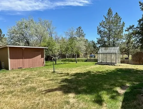8075 SW Sandy Place Terrebonne OR 97760