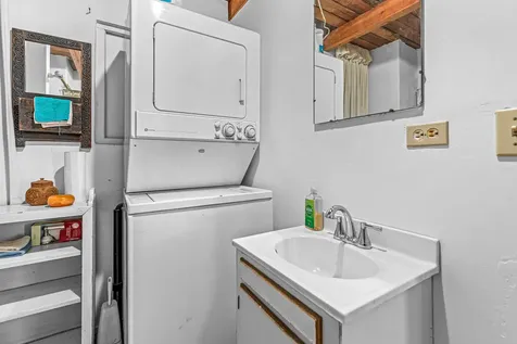 1720 Colestin Road Ashland OR 97520