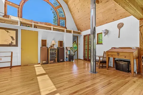 1720 Colestin Road Ashland OR 97520