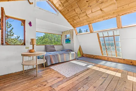 1720 Colestin Road Ashland OR 97520