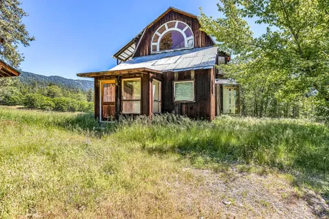 1720 Colestin Road Ashland OR 97520