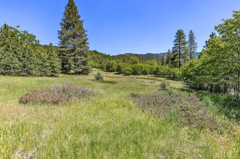 1720 Colestin Road Ashland OR 97520