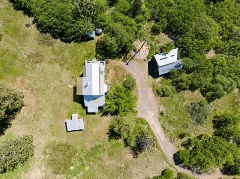 1720 Colestin Road Ashland OR 97520