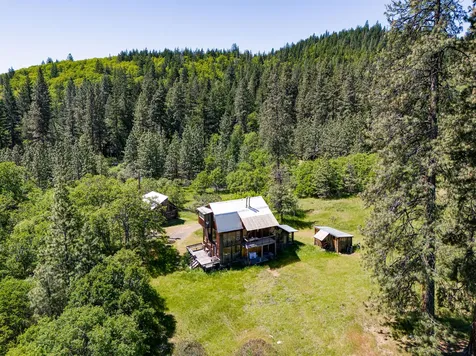 1720 Colestin Road Ashland OR 97520