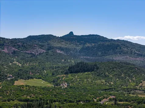 1720 Colestin Road Ashland OR 97520