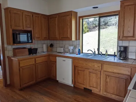 421 Mallory Heights Drive Grants Pass OR 97526