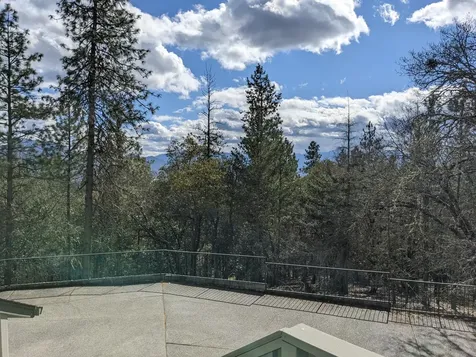 421 Mallory Heights Drive Grants Pass OR 97526