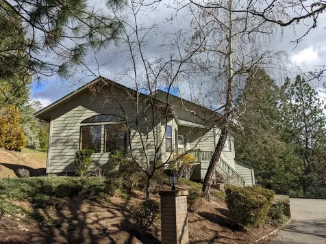 421 Mallory Heights Drive Grants Pass OR 97526