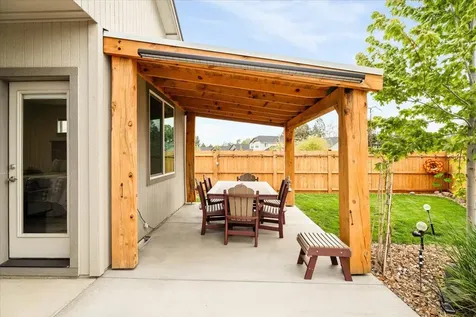 3564 SW Antelope Court Redmond OR 97756