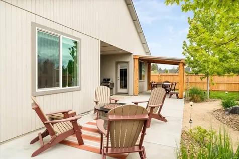 3564 SW Antelope Court Redmond OR 97756