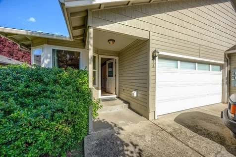 3162 Forest Hills Drive Medford OR 97504