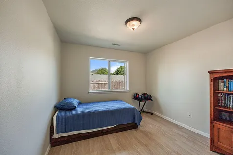3162 Forest Hills Drive Medford OR 97504