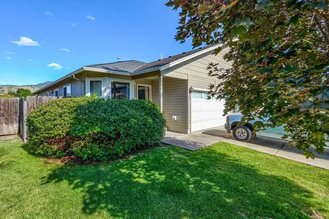 3162 Forest Hills Drive Medford OR 97504