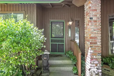 2412 Demaray Drive Grants Pass OR 97527