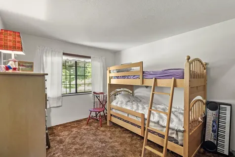 2412 Demaray Drive Grants Pass OR 97527