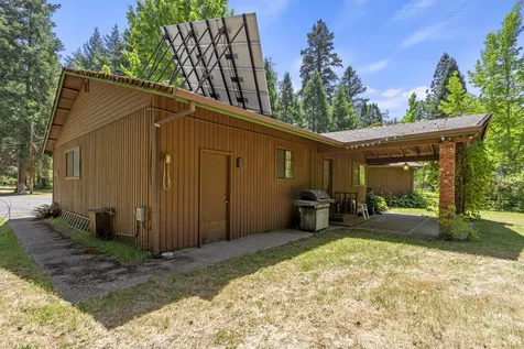 2412 Demaray Drive Grants Pass OR 97527