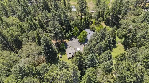 2412 Demaray Drive Grants Pass OR 97527