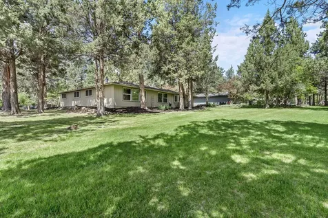 61210 Paulina Lane Bend OR 97702