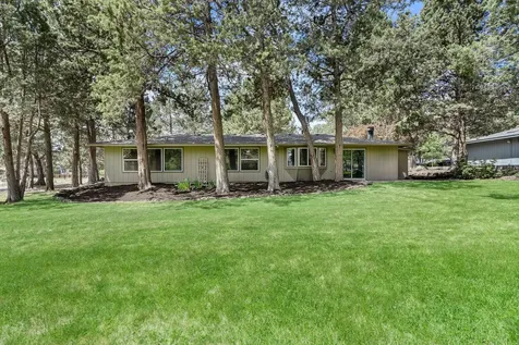 61210 Paulina Lane Bend OR 97702