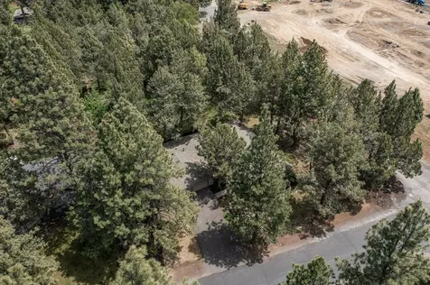 61210 Paulina Lane Bend OR 97702