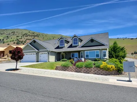 219 Skyridge Drive Klamath Falls OR 97603