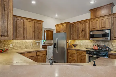 153 E Black Crater Avenue Sisters OR 97759