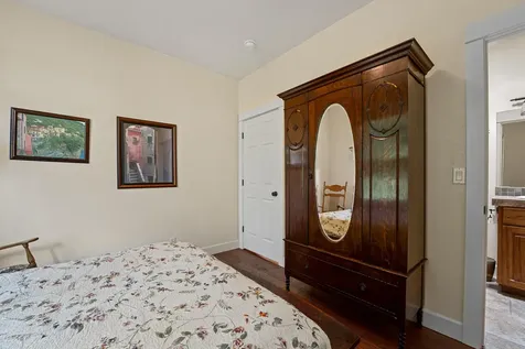 153 E Black Crater Avenue Sisters OR 97759