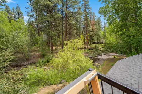 153 E Black Crater Avenue Sisters OR 97759