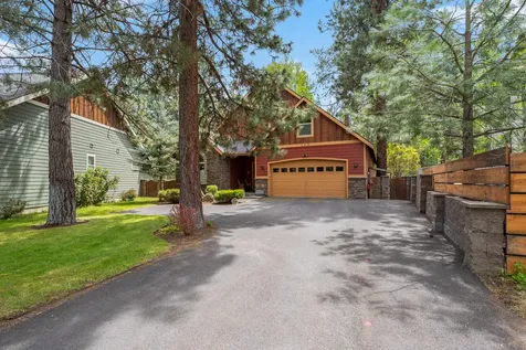 153 E Black Crater Avenue Sisters OR 97759