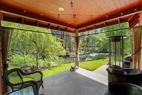 153 E Black Crater Avenue Sisters OR 97759