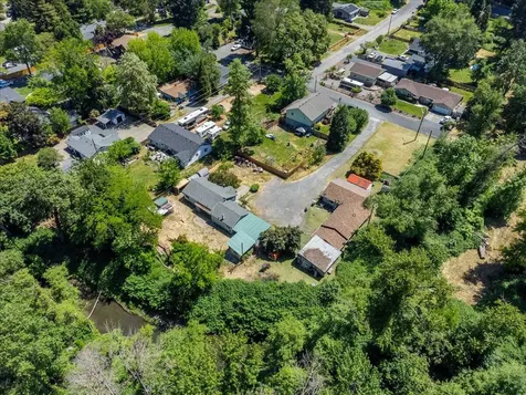 518 Edgewater Drive Grants Pass OR 97527
