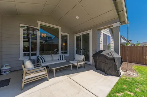 3023 NE Moreno Place Bend OR 97701