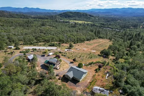 1150 N Schoolhouse Creek Road Grants Pass OR 97526