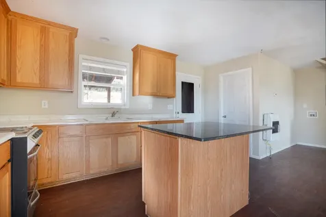 1150 N Schoolhouse Creek Road Grants Pass OR 97526