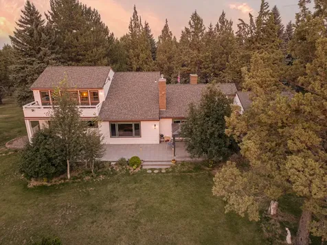 21520 Powderhorn Drive Bend OR 97701