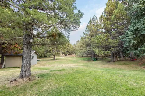 21520 Powderhorn Drive Bend OR 97701