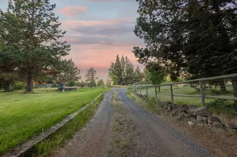 21520 Powderhorn Drive Bend OR 97701