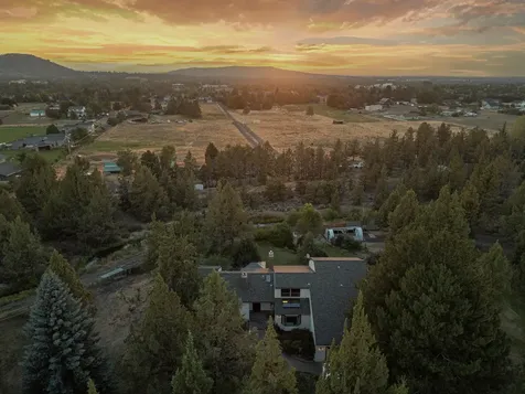21520 Powderhorn Drive Bend OR 97701