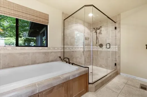 1420 NE Heritage Drive Grants Pass OR 97526